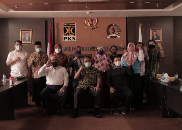 Fraksi PKS DPRD Jawa Barat bersama pengurus SPN DPD Jawa Barat