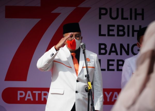 kang haru. upacara