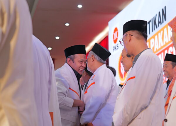 P1929086